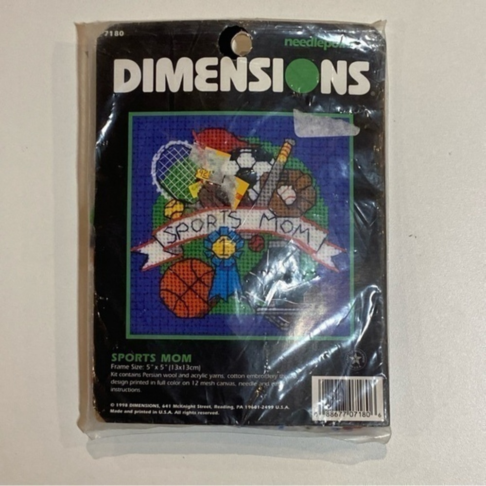 NEW Dimensions SPORTS MOM Needlepoint Kit 5" x 5" 7180